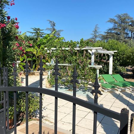 Chambres Privees Dans Maison Avec Grand Parc Et Piscine Proche Via Rhona Andancette ภายนอก รูปภาพ
